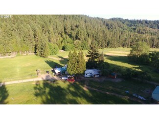 1640 Yeust Rd, Azalea, OR 97410