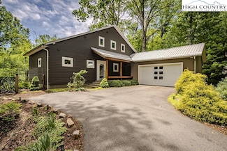 314 Hillandale Dr, Boone, NC 28607