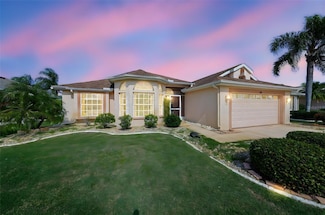 1619 Brookton Green Dr, Sun City Center, FL 33573