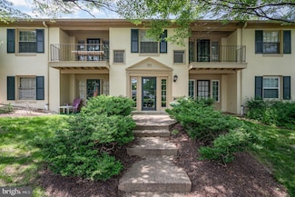 5900G Surrey Hill Place Unit 695, West Springfield, VA 22152