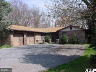 27 Firehouse Rd, Walnut Bottom, PA 17266