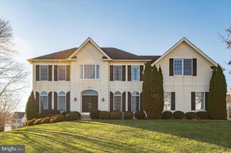 2 Leigh Ct, Hockessin, DE 19707