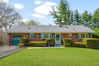18 Buena Vista Ave, Peekskill, NY 10566