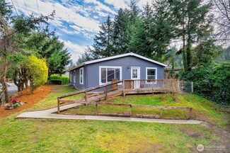 643 N Constitution Ave, Bremerton, WA 98312