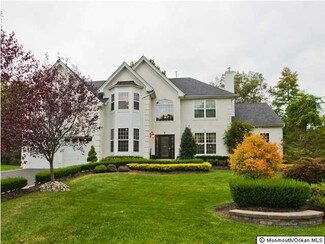 4 Connor Dr, Manalapan, NJ 07726