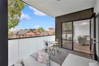 178 S Euclid Ave Unit 301, Pasadena, CA 91101