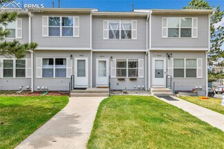 2074 Oakcrest Cir Unit 2, Castle Rock, CO 80104