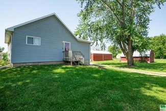 140 North St, Chatsworth, IA 51011