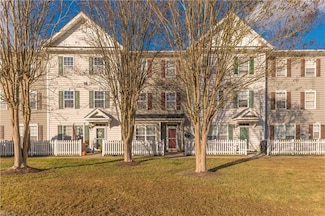 1012 Teton Cir, Suffolk, VA 23435