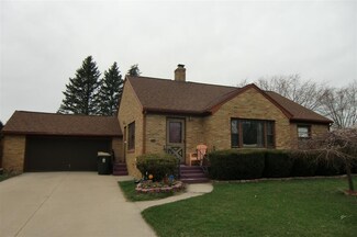 416 N Bristol St, Sun Prairie, WI 53590