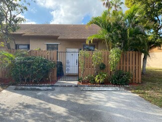 18960 NW 67th Place, Hialeah, FL 33015