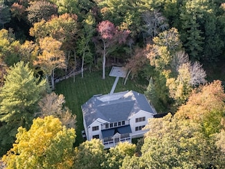 80 Wilson Rd, Bedford, MA 01730