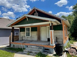 1317 Wood Ave, Kansas City, KS 66104