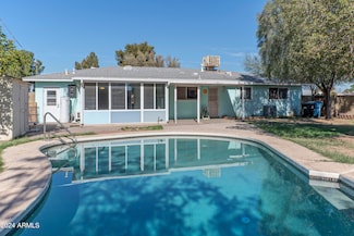 4015 W Solar Dr, Phoenix, AZ 85051