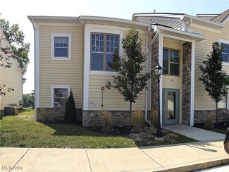 5547 Beavercrest Dr Unit 207, Lorain, OH 44053