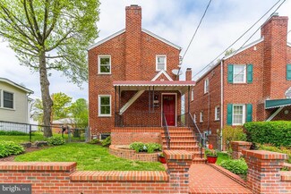 318 Quackenbos St NE, Washington, DC 20011