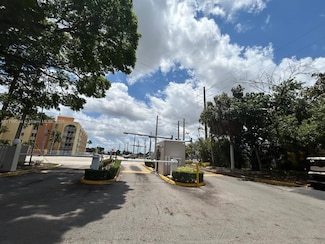 6995 NW 186th St Unit E509, Hialeah, FL 33015