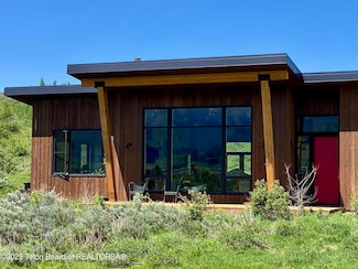 8905 Horse Creek Mesa Rd, Jackson, WY 83001