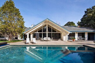 740 Whiskey Hill Rd, Woodside, CA 94062