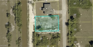 422 Caywood Ave S, Lehigh Acres, FL 33974