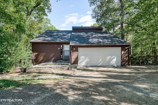 53 River Ln, Crossville, TN 38555