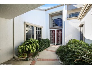 13211 Wedgefield Dr, Naples, FL 34110