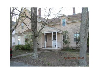 20 Adelaide Ave, Warwick, RI 02886