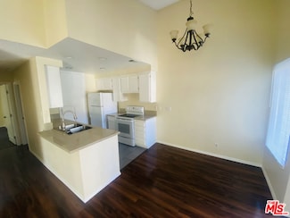 8725 Beckenham Ln Unit I, Inglewood, CA 90305