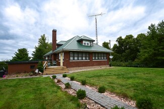 3147 Leatherwood Rd, Bedford, IN 47421