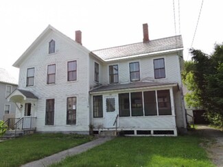 76 Smith St, West Rutland, VT 05777