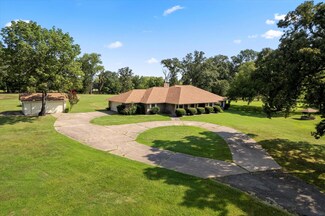 957 Nevills Rd, Mount Pleasant, TX 75455