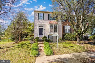 6332 Gun Mount Ct, Centreville, VA 20121