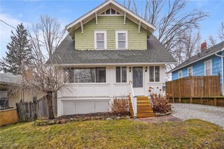 33 Youtz Ave, Akron, OH 44301