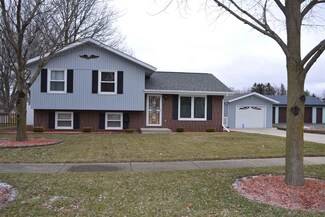 406 David Dr, Winnebago, IL 61088