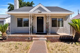 4693 E Illinois Ave, Fresno, CA 93702