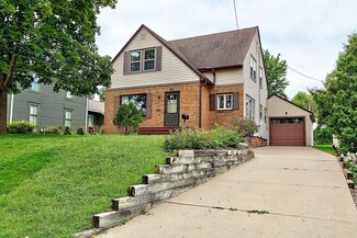 481 13th St, Red Wing, MN 55066