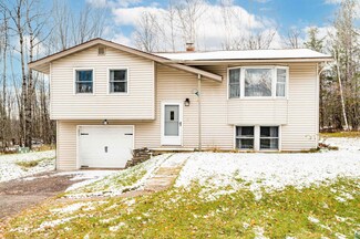 3808 Rehbein Rd, Duluth, MN 55803