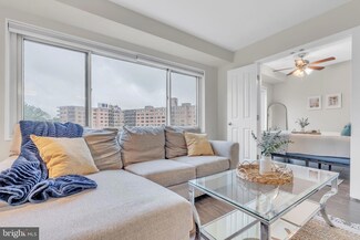 4201 Cathedral Ave NW Unit 918W, Washington, DC 20016