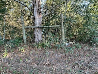 378 County Road 3290, Joaquin, TX 75954