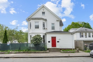 118 Bartlett St, Brockton, MA 02301