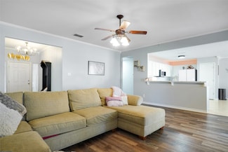 527 Lone Star St, Joshua, TX 76058
