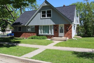 6130 W Fairmount Ave, Milwaukee, WI 53218