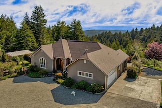 7785 Torgersen Rd, Eureka, CA 95503