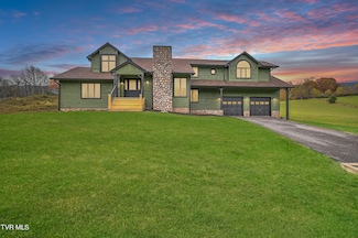 5639 Mountain Rd, Cedar Bluff, VA 24609