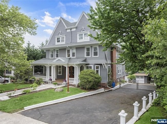 119 High St, Passaic, NJ 07055
