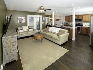 7912 Peridot Cir, Murfreesboro, TN 37127
