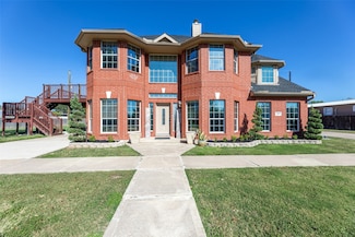 615 Cypress Ave, Fresno, TX 77545