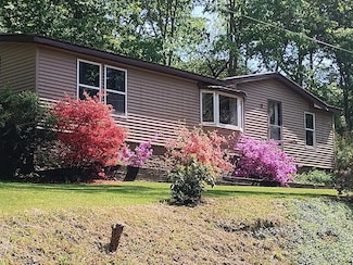 1243 Trout Run Rd, Titusville, PA 16354