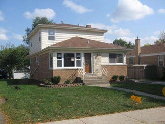 2011 Herbert Ave, Berkeley, IL 60163