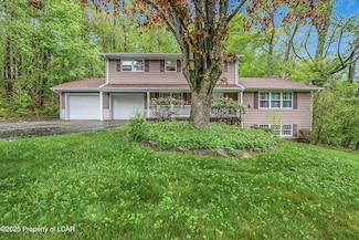 304 T Rt 351, Roaring Brook Township, PA 18444